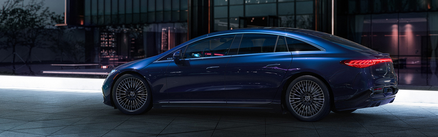 2022 Mercedes-Benz EQS Specs Slide2