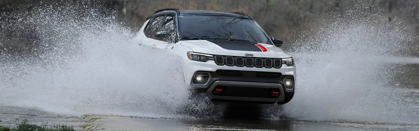 2024 Jeep Compass white color front  view