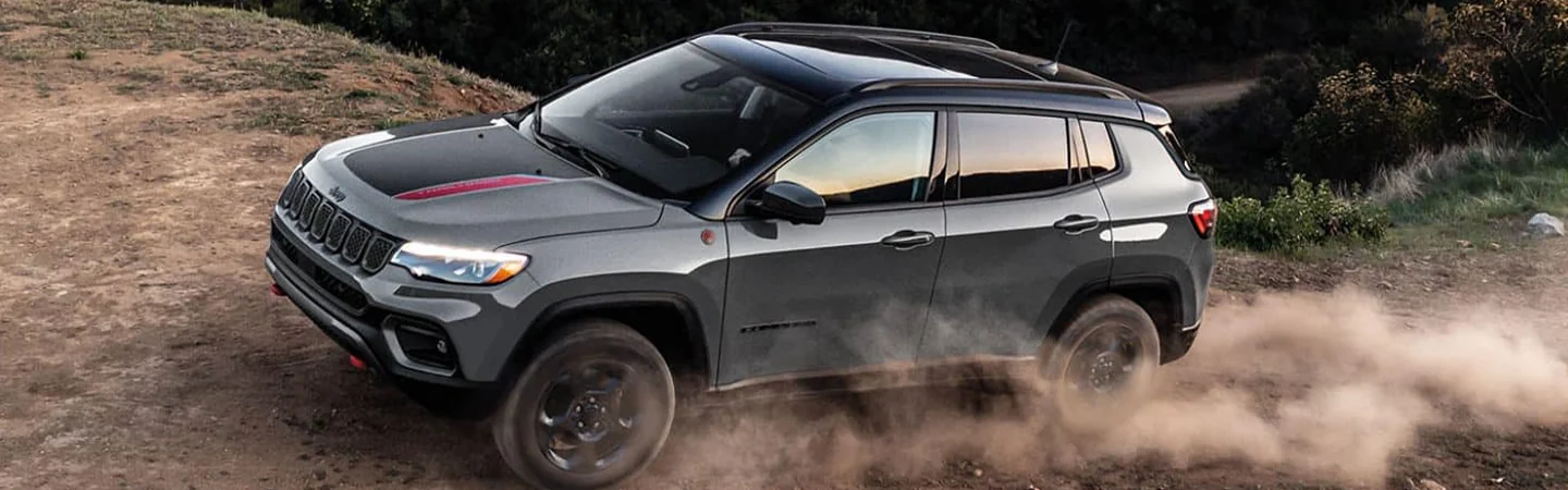 2024 Jeep Compass black color top  view