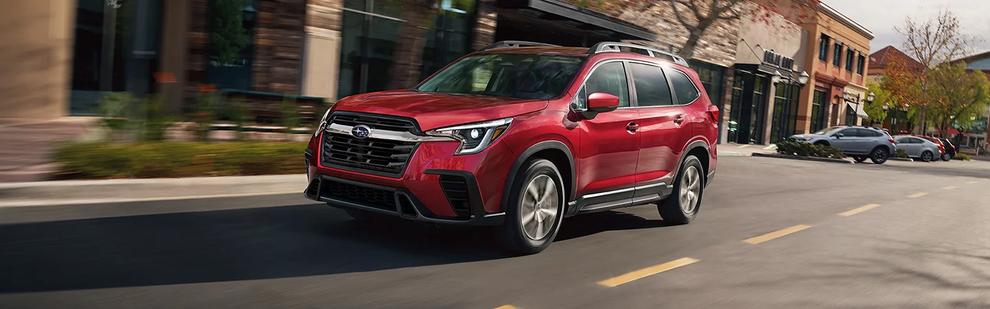 2025 Subaru Ascent vs Toyota Highlander Red color front view