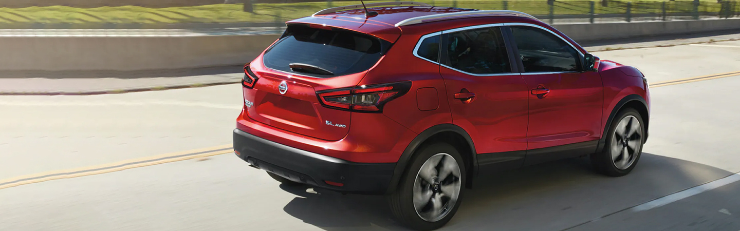 2022 Nissan Rogue Sport slider2