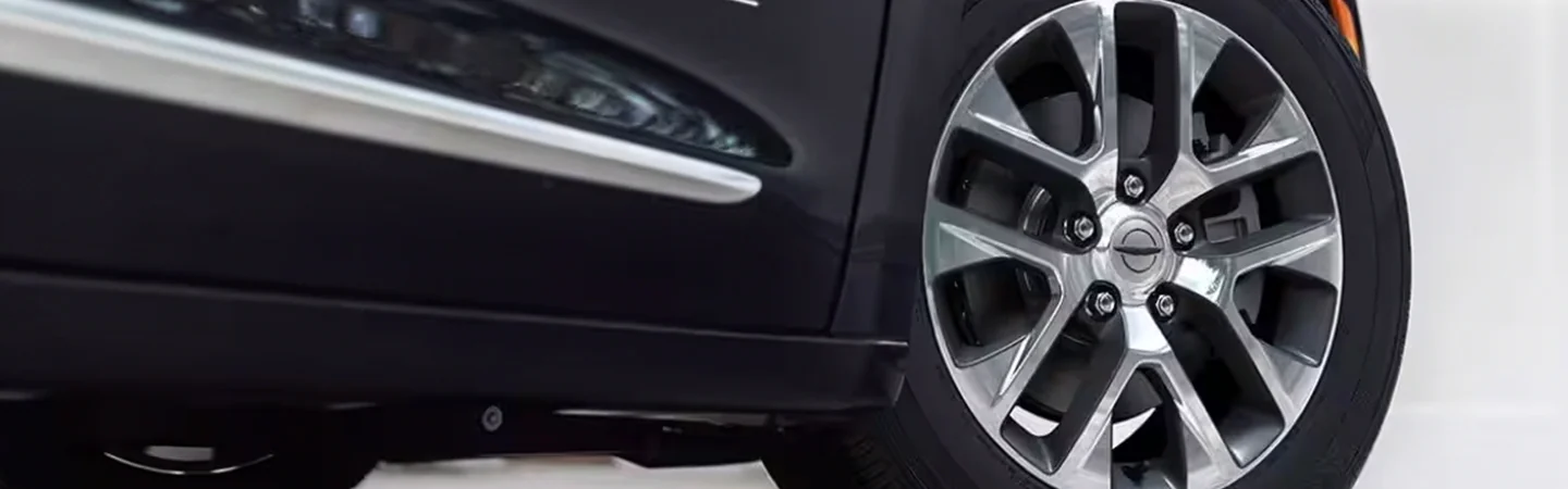 2024 Chrysler Pacifica Specs wheel view black