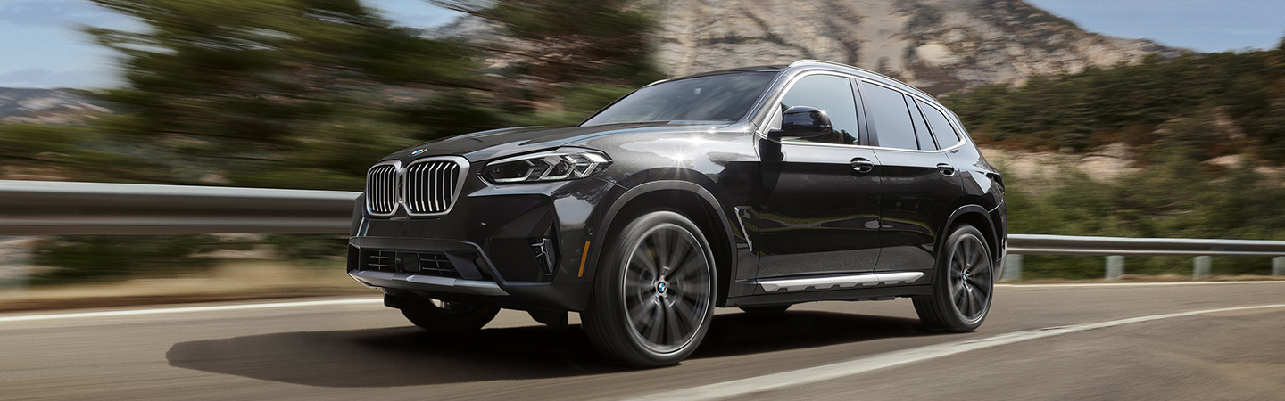2022 BMW X3 slide2