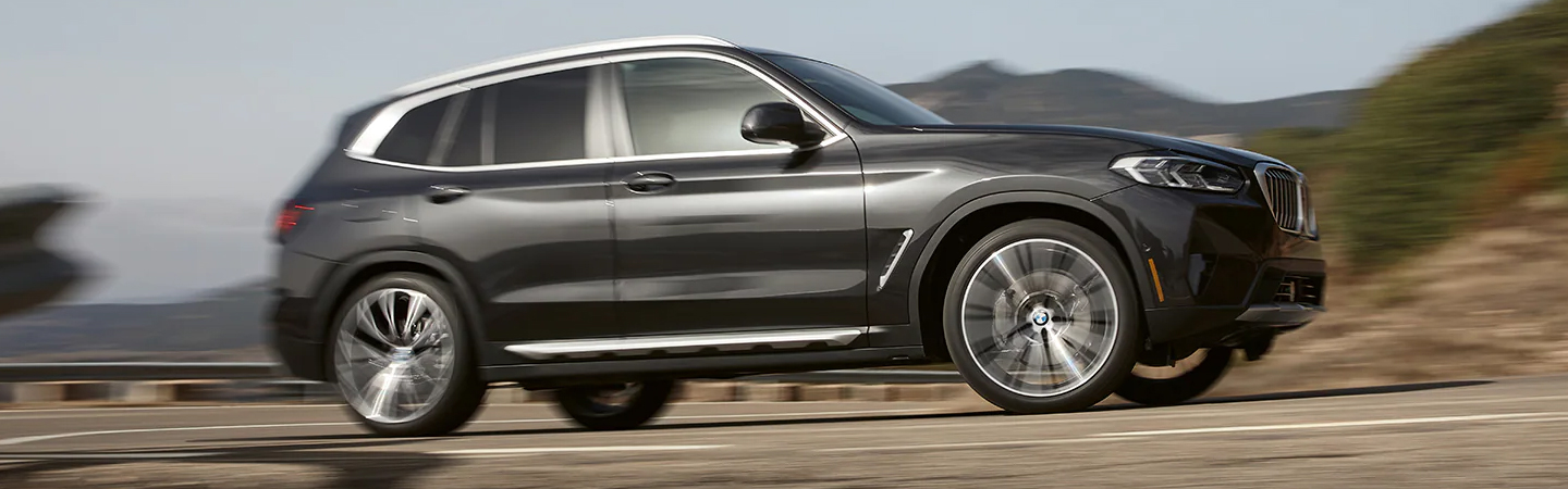 2022 BMW X3 slide4