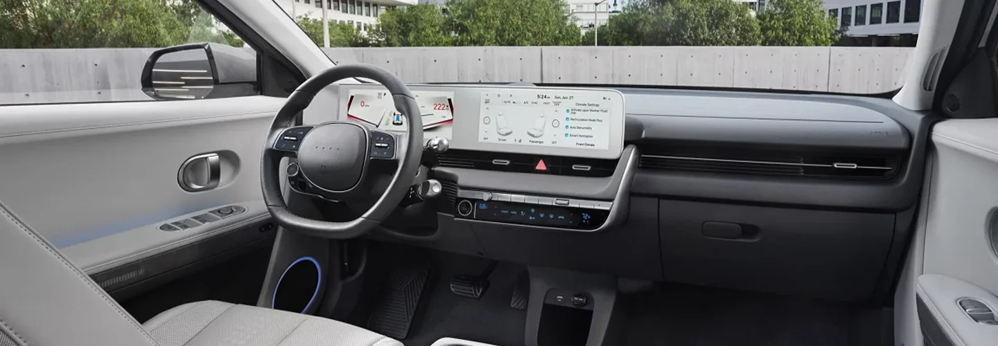 2024 Hyundai IONIQ 5 Range interior image