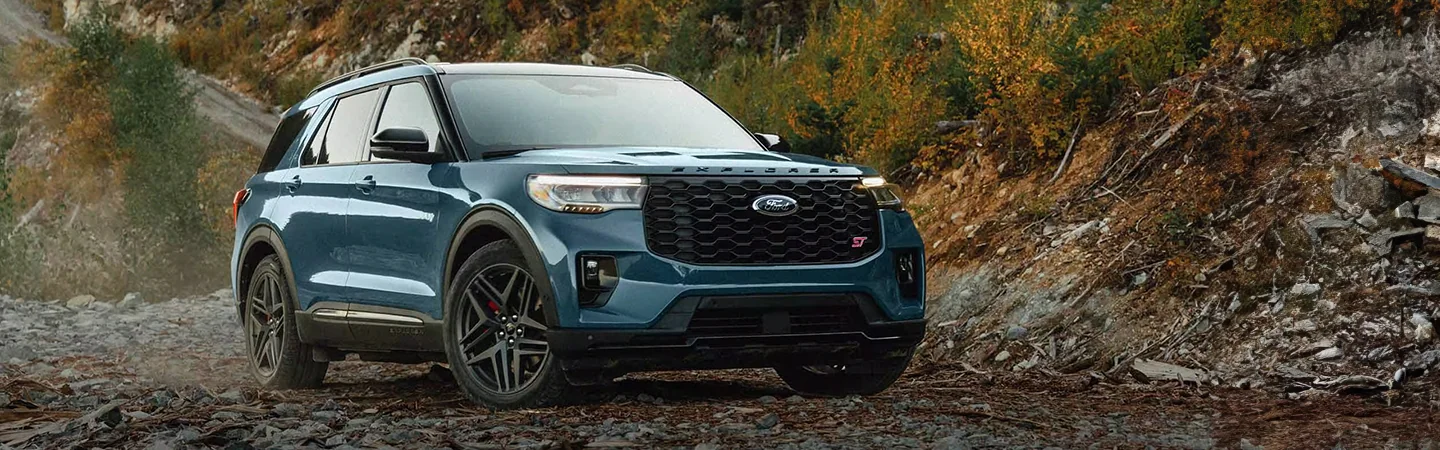 2025 Ford Explorer Specs front side view blue