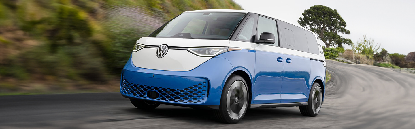 2024 Volkswagen ID. Buzz bluecolor frontview 