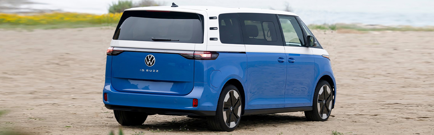 2024 Volkswagen ID. Buzz bluecolor backview