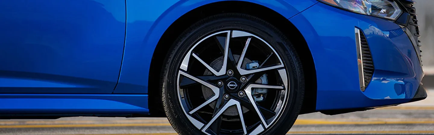 2024 Nissan Sentra Specs blue tire