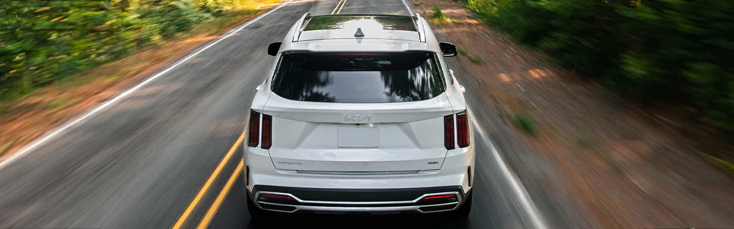 2024 Kia Sorento Plug-in Hybrid Range whitecolor backview