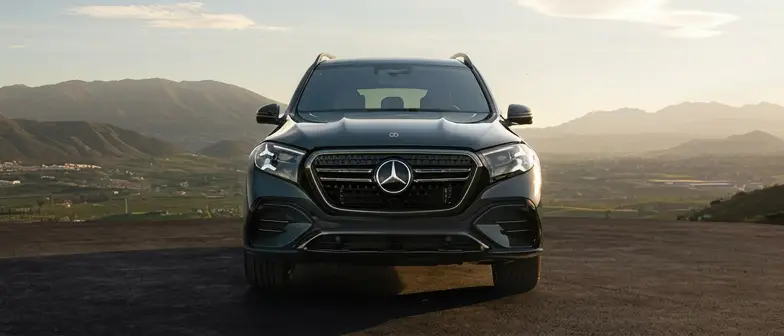new Mercedes-Benz GLS front grille view