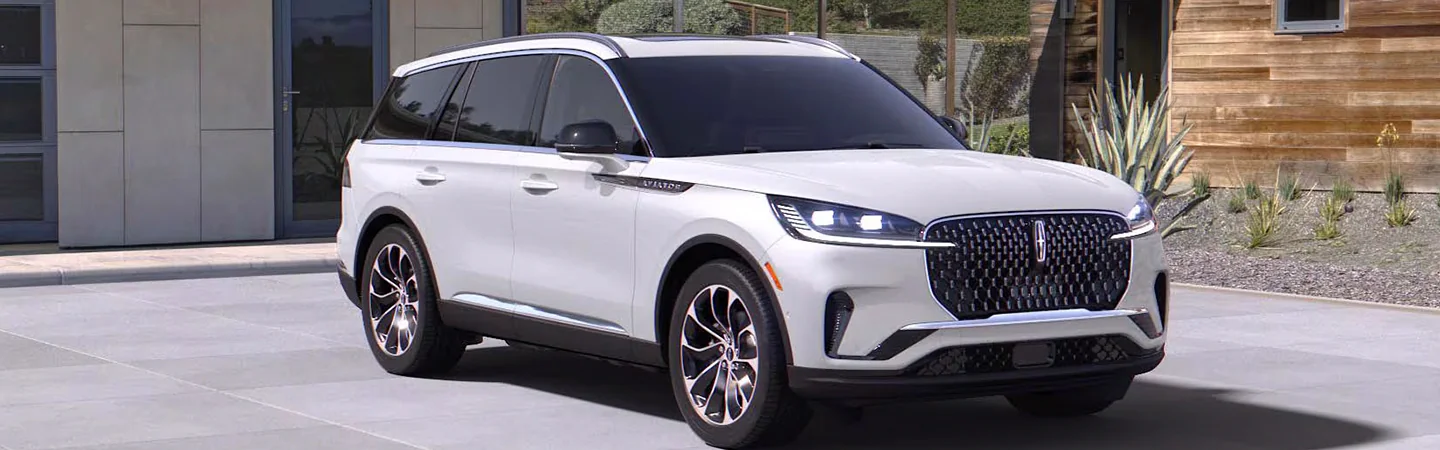2025 Lincoln Aviator Specs front side view white