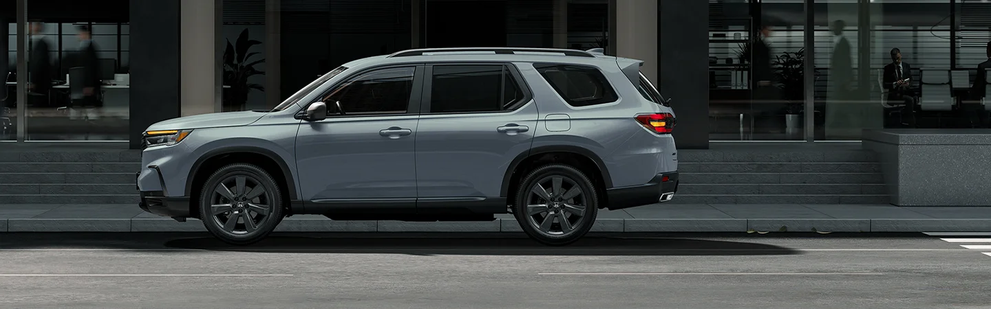 Honda Pilot in profile