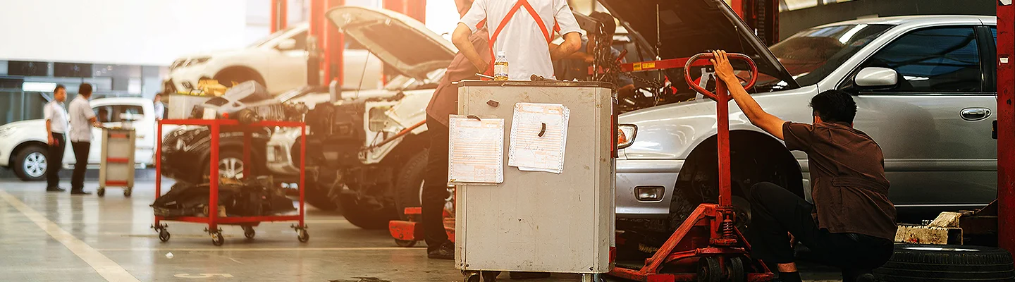 View of the service center at AutoWorld of Conway