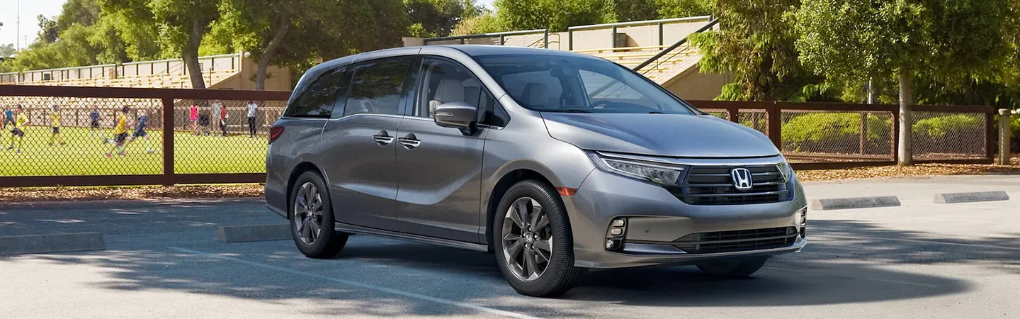 2024 Honda Odyssey Specs silvercolor frontview