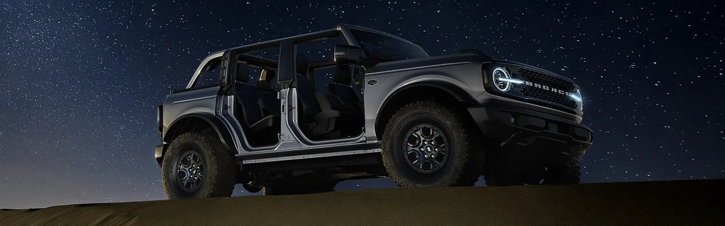 2024 Ford Bronco Specifications side front in blue