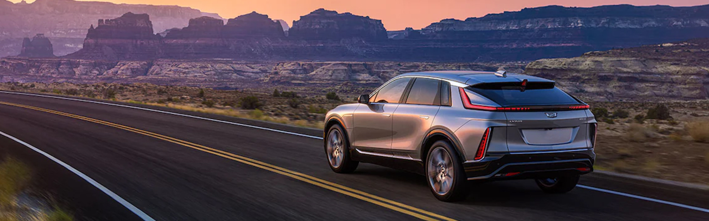 2023 Cadillac Lyriq Electric SUV slide4