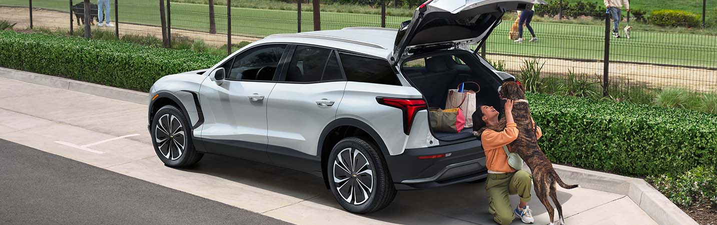 2023 Chevrolet Blazer Images slider2