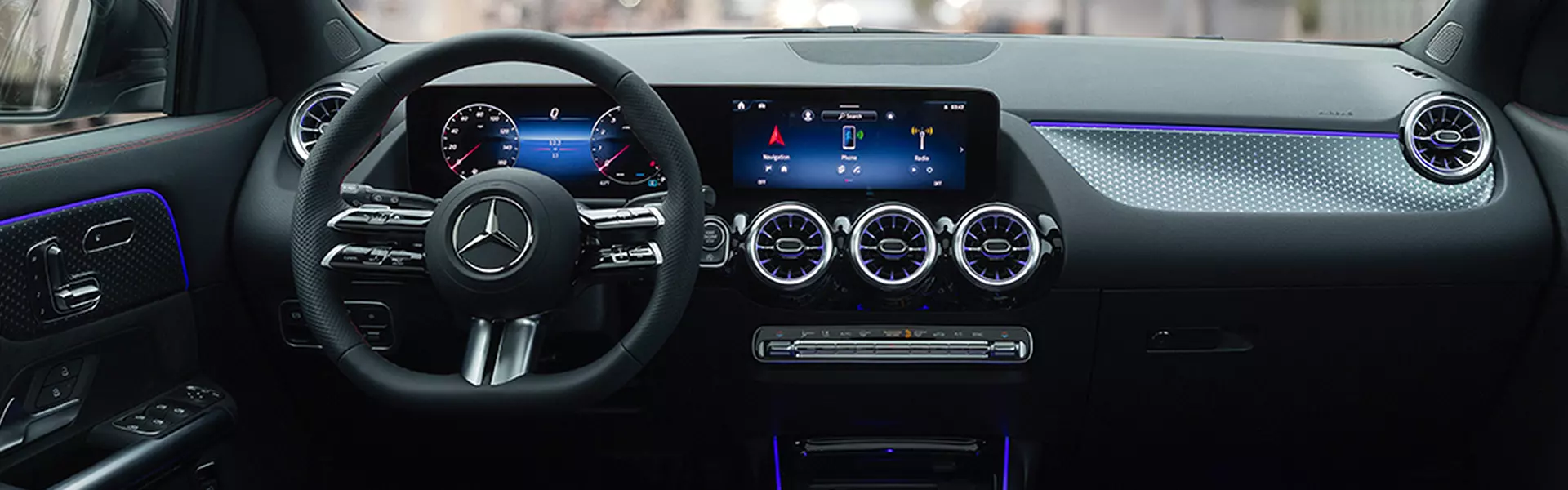 Interior view of the dashbaord and tech of a 2026 Mercedes-Benz GLA