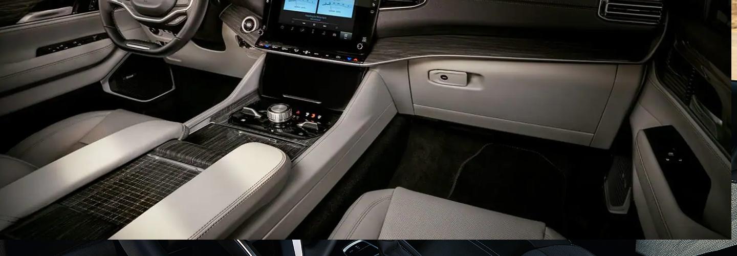 2022 Wagoneer interior dashboard