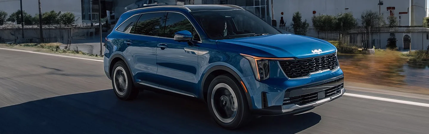 Kia Sorento driving