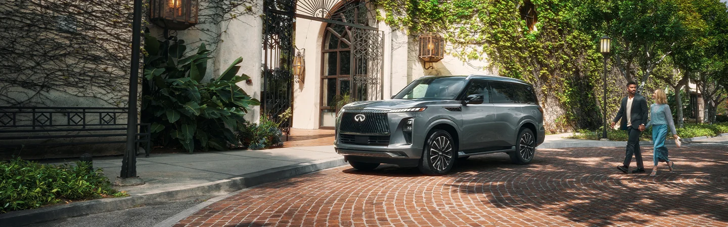 2025 INFINITI QX80 vs Lexus GX 
