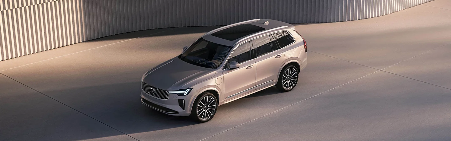 top view of a parked 2025 Volvo XC90 Core
