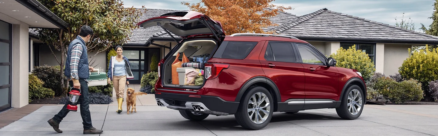 2024 Ford Explorer vs Honda Pilot redcolor backview