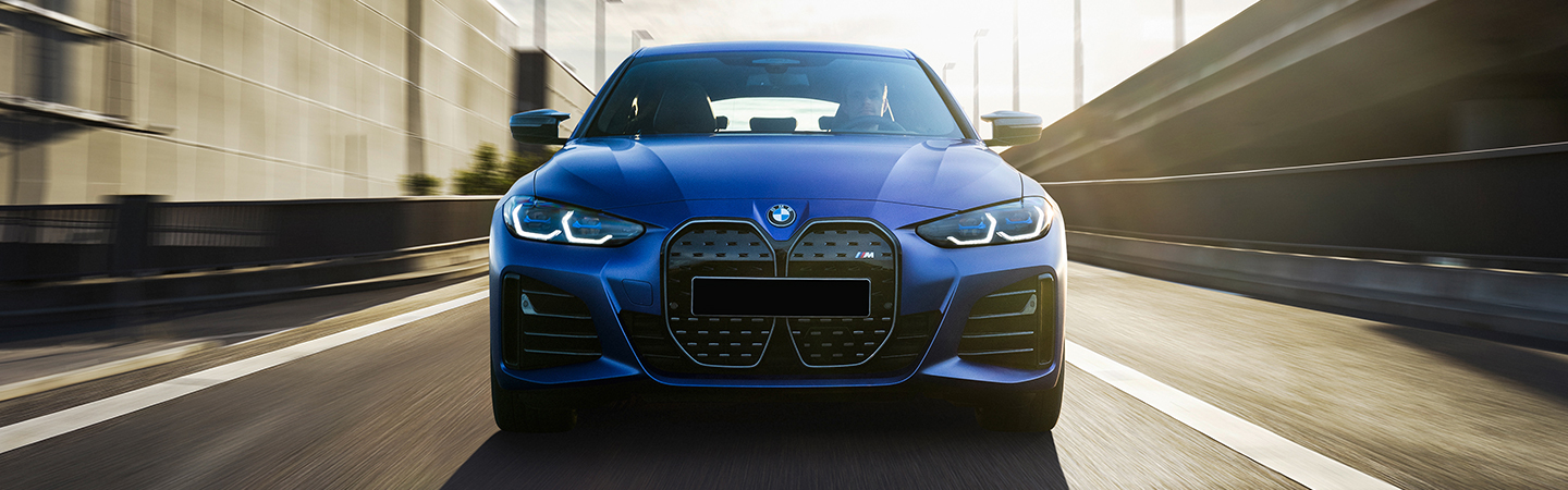2022 BMW i4 Electric Slide1