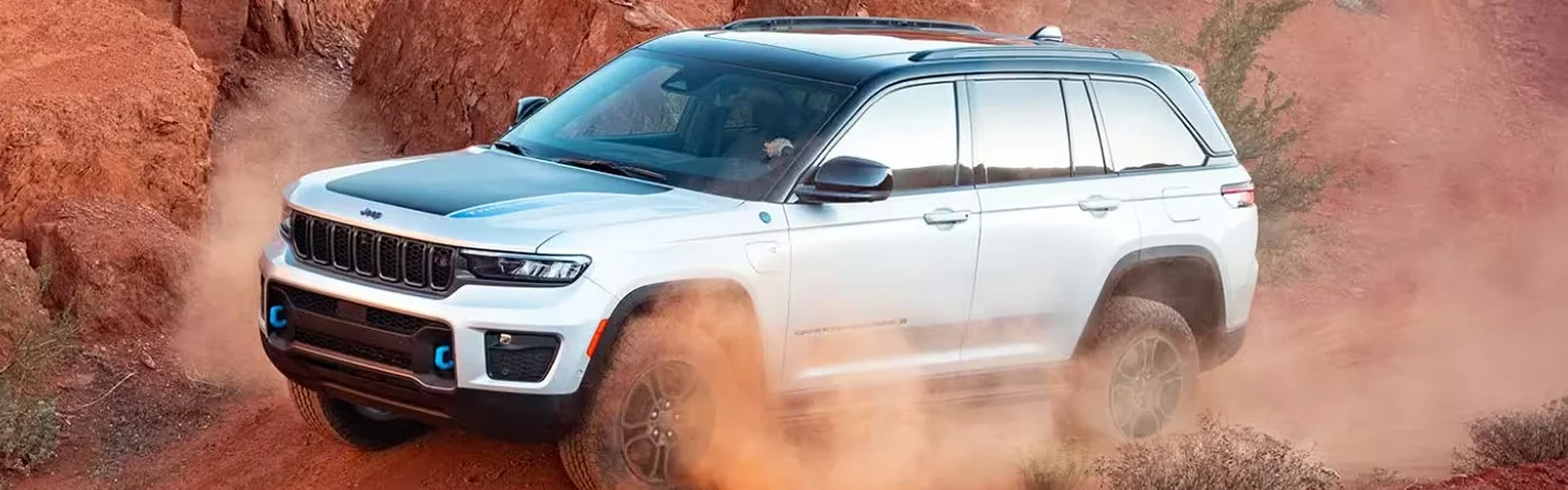 2024 Jeep Grand Cherokee 4xe Specs front side view white
