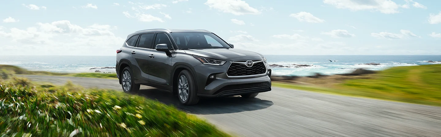 rear 2026 Toyota Highlander