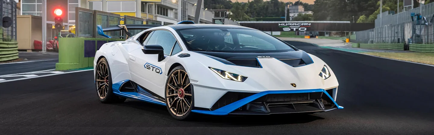 2024 Lamborghini Huracan STO Specs white color front view