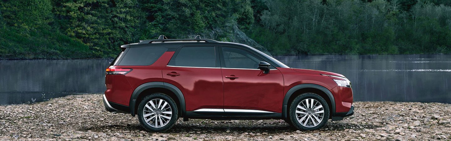 2022 Nissan Pathfinder slider2