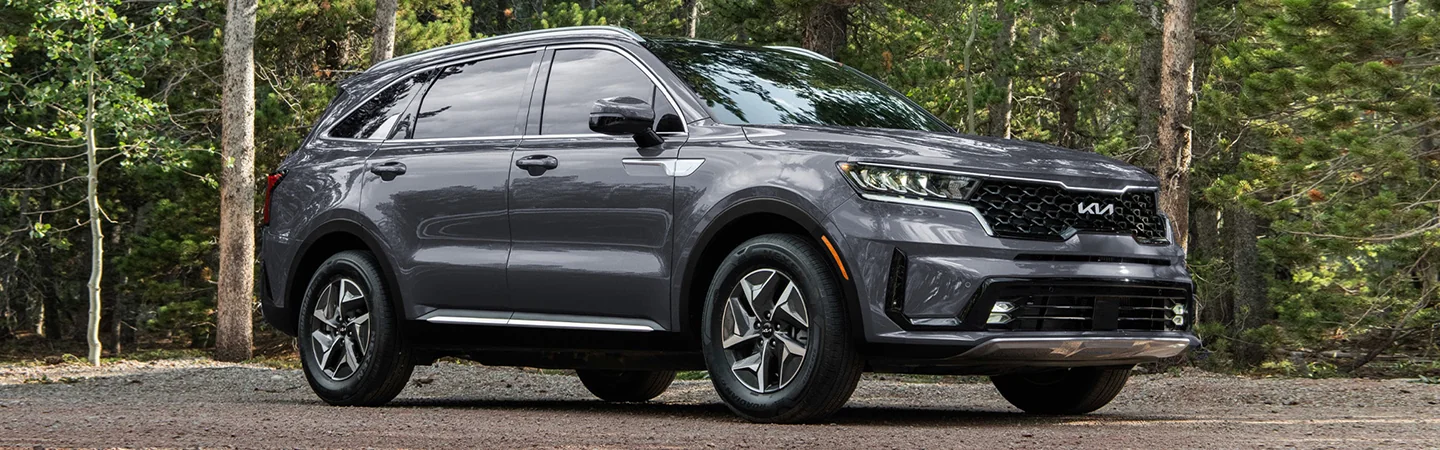 2024 Kia Sorento Hybrid Specs front side black