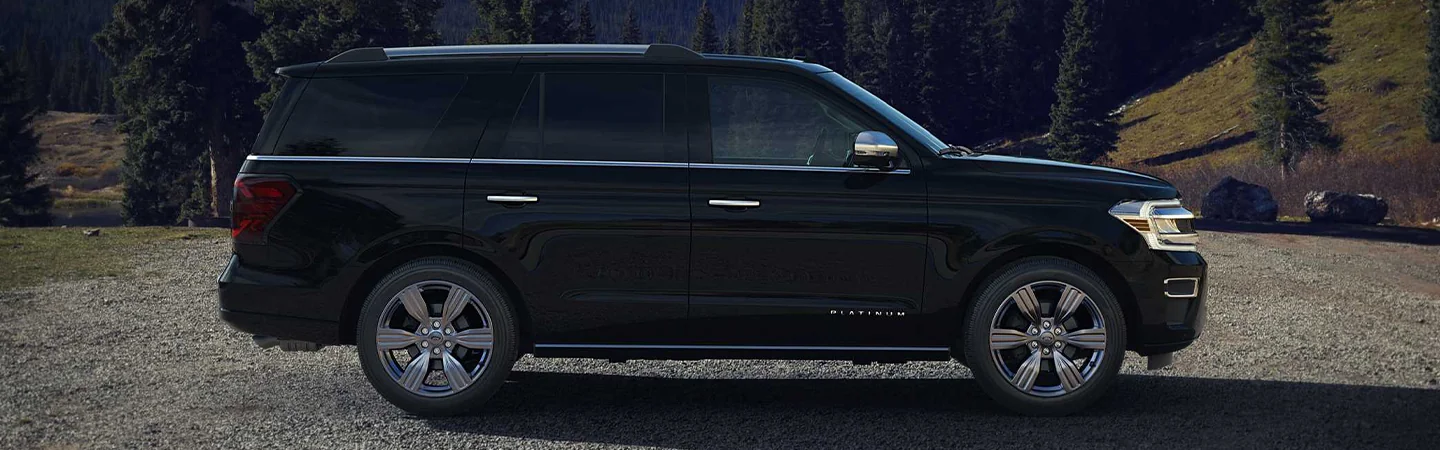 driver side view of a 2025 Ford Expedition