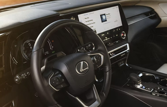 New 2023 Lexus RX Hybrid Interior Features