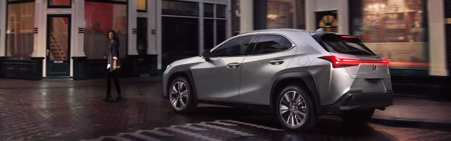Lexus UX 250 2023 Model  slide3
