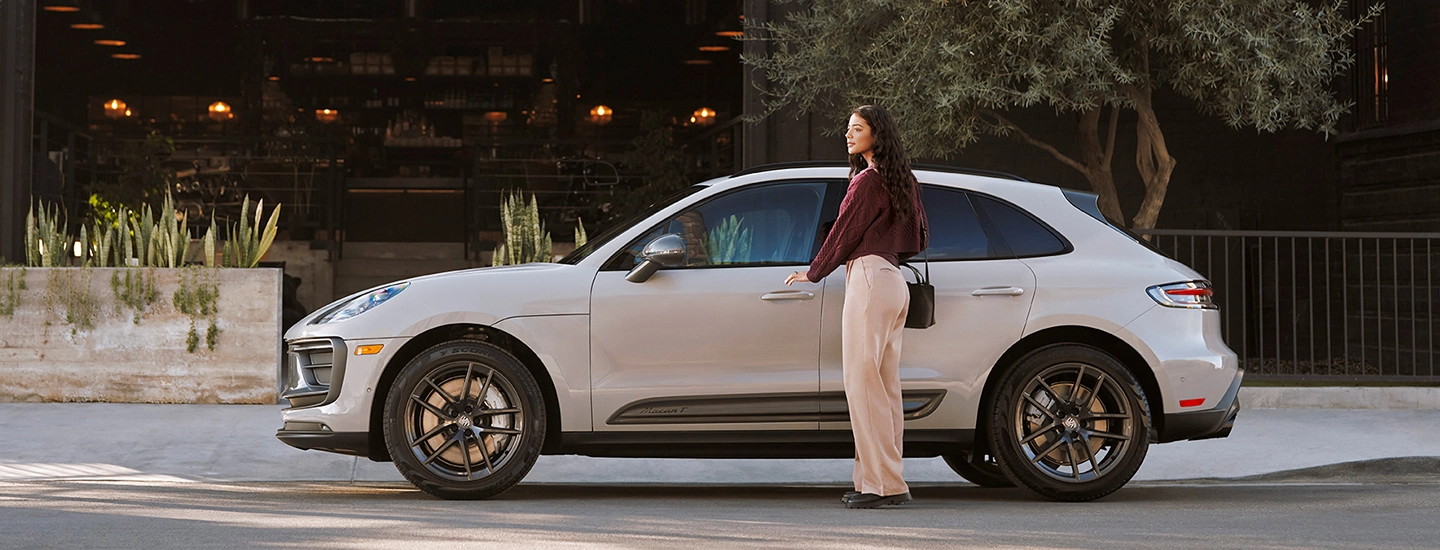 2024 Porsche Macan Specs orangecolor topview