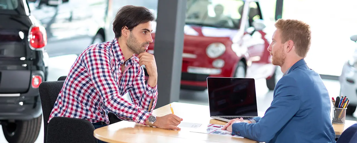 customer talking to rep