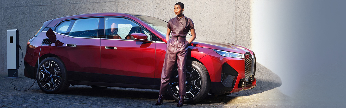 2022 BMW i4 Slide2