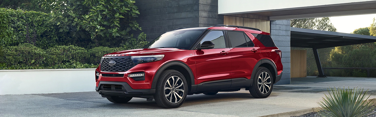 2022 Ford Explorer Key Features Slide1