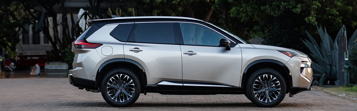 2024 Nissan Rogue Price brown color side view