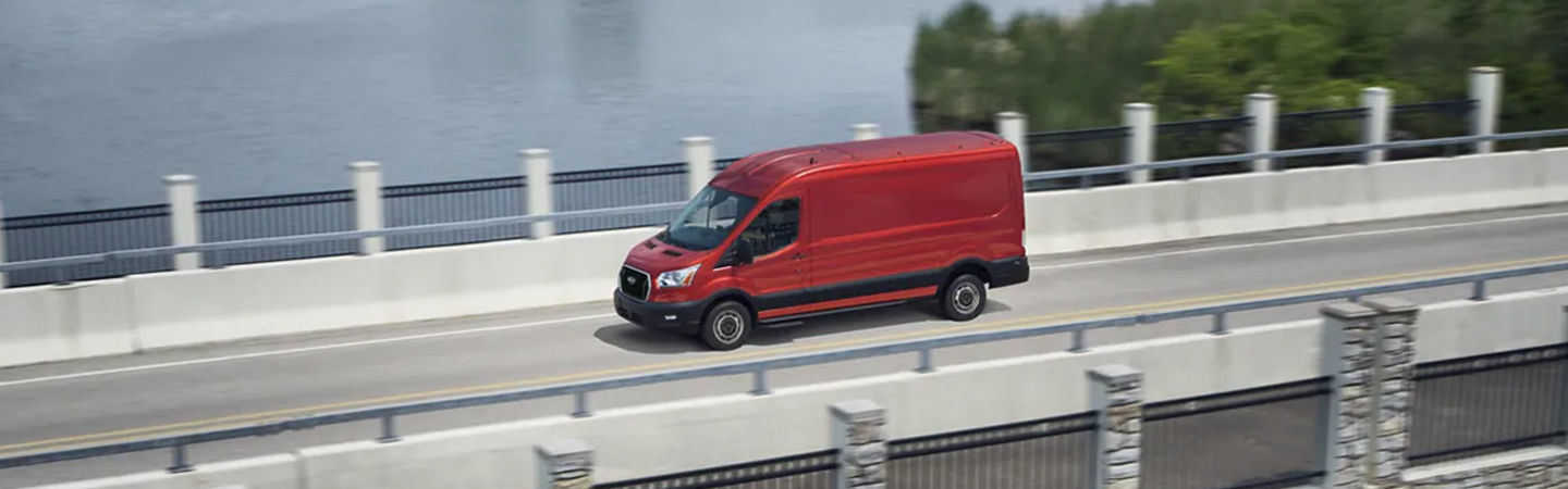2022 Ford Transit Van slider3