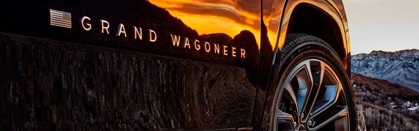 2024 Wagoneer Dimensions black color tire view