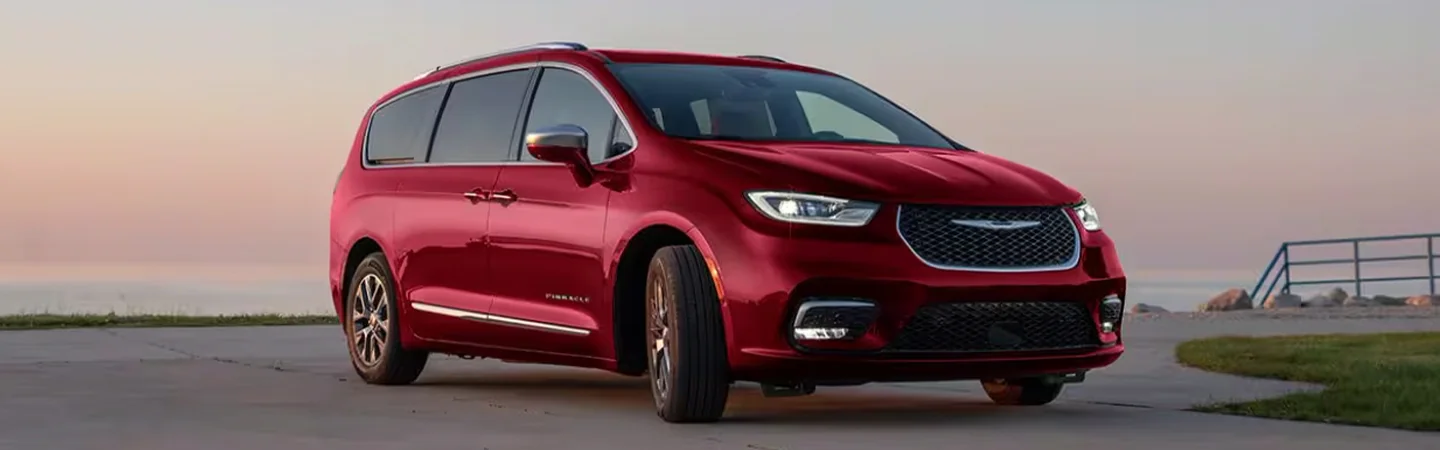 2024 Chrysler Pacifica Specs redcolor frontview