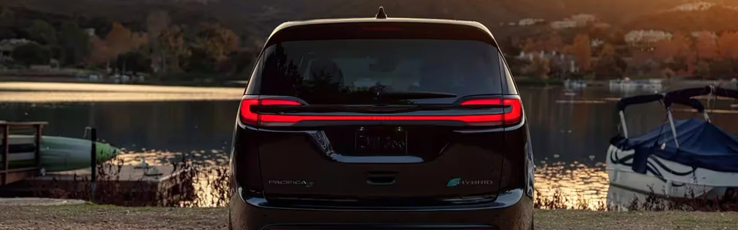 2024 Chrysler Pacifica Specs redcolor backview