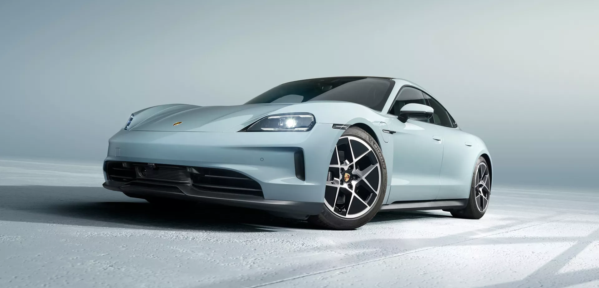 Luxury vehicle exterior detail