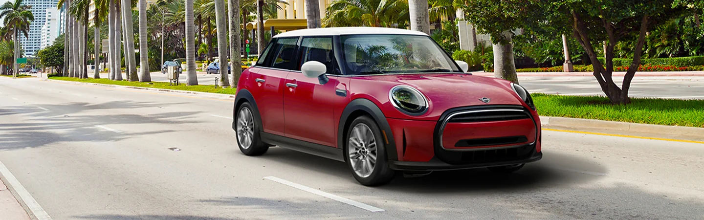 2024 MINI Hardtop 2 Door vs MINI Hardtop 4 Door red color front view