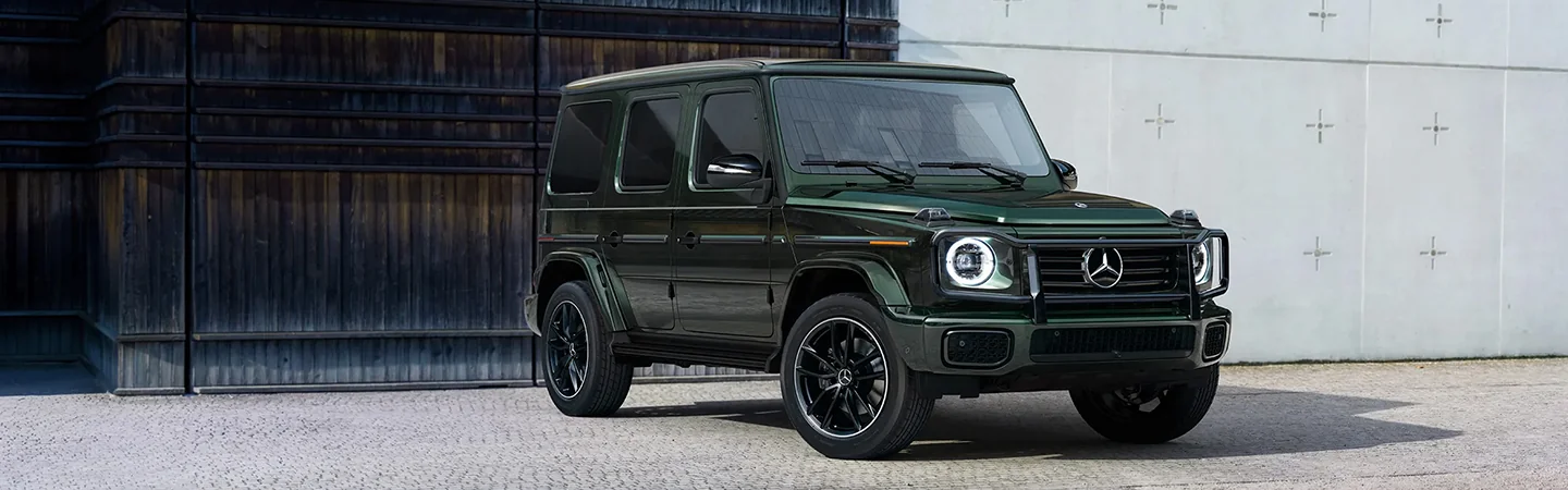 Mercedes G-Class Specs green front view