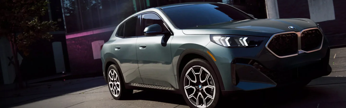 2024 BMW X1 vs BMW X2 grey side view
